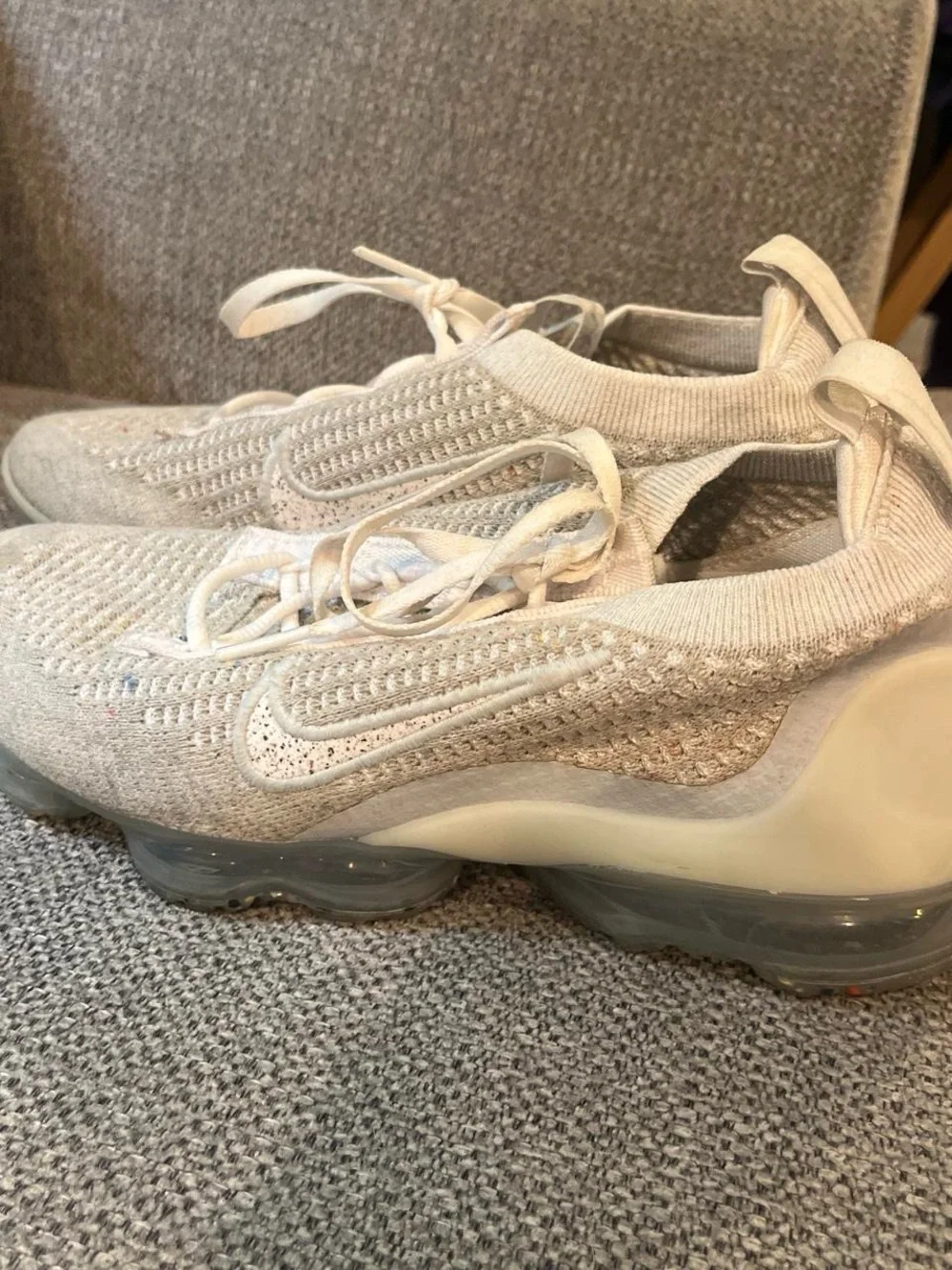 Nike Women's Cream/Light Grey Flyknit VaporMax Sneakers